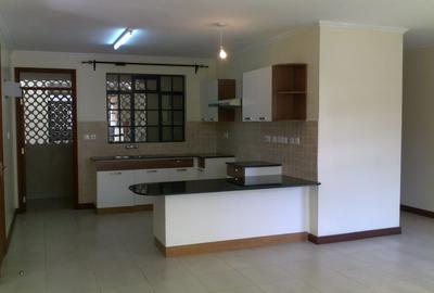 2 Bed Apartment with En Suite in Brookside - 4