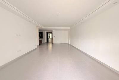 3 Bed Apartment with En Suite in Westlands Area - 2