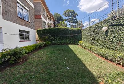 5 Bed Townhouse with En Suite in Lavington - 2