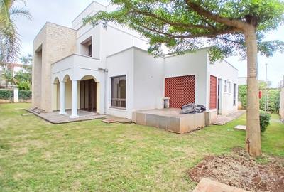 4 Bed Townhouse with En Suite at Lavington Green - 3