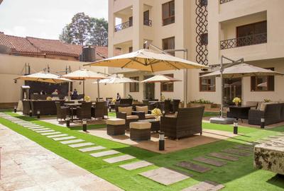1 Bed Apartment with Swimming Pool in Kileleshwa - 3