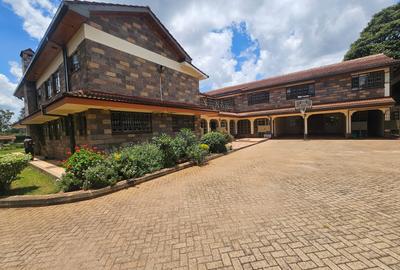 5 Bed House with En Suite in Nyari - 2