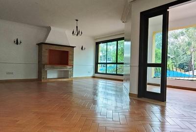 3 Bed Townhouse with En Suite in Kyuna - 2