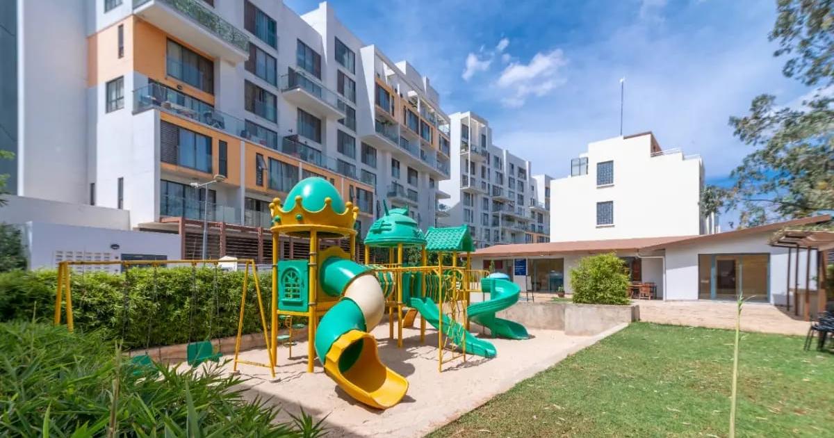 Serviced 2 Bed Apartment with Swimming Pool at Garden City Mall