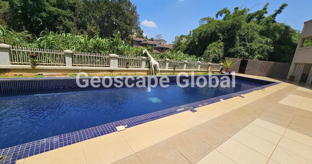 3 Bed Apartment with En Suite in Riverside