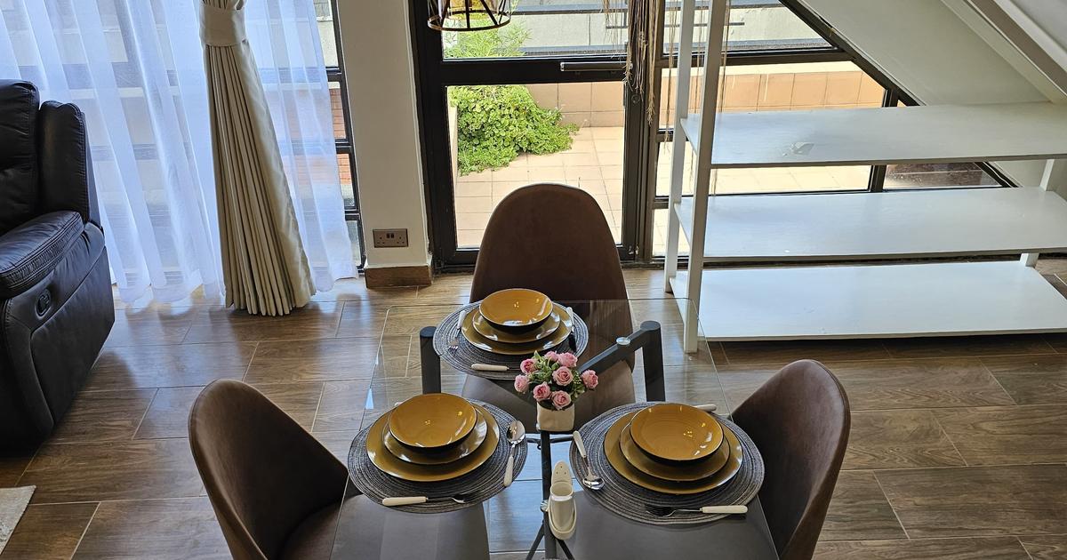 Furnished 2 Bed Apartment with En Suite at Parklands