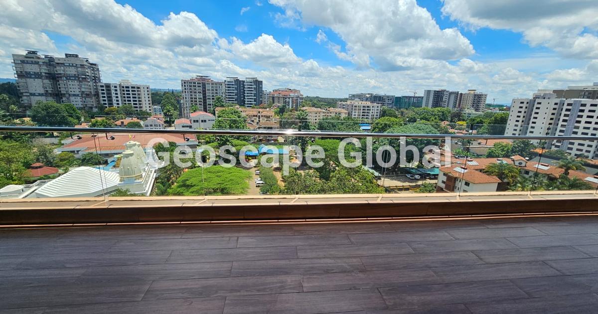 4 Bed Apartment with En Suite in Spring Valley