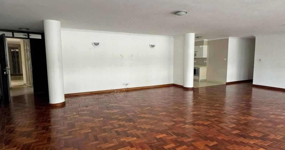 3 Bed Apartment with En Suite in Riverside