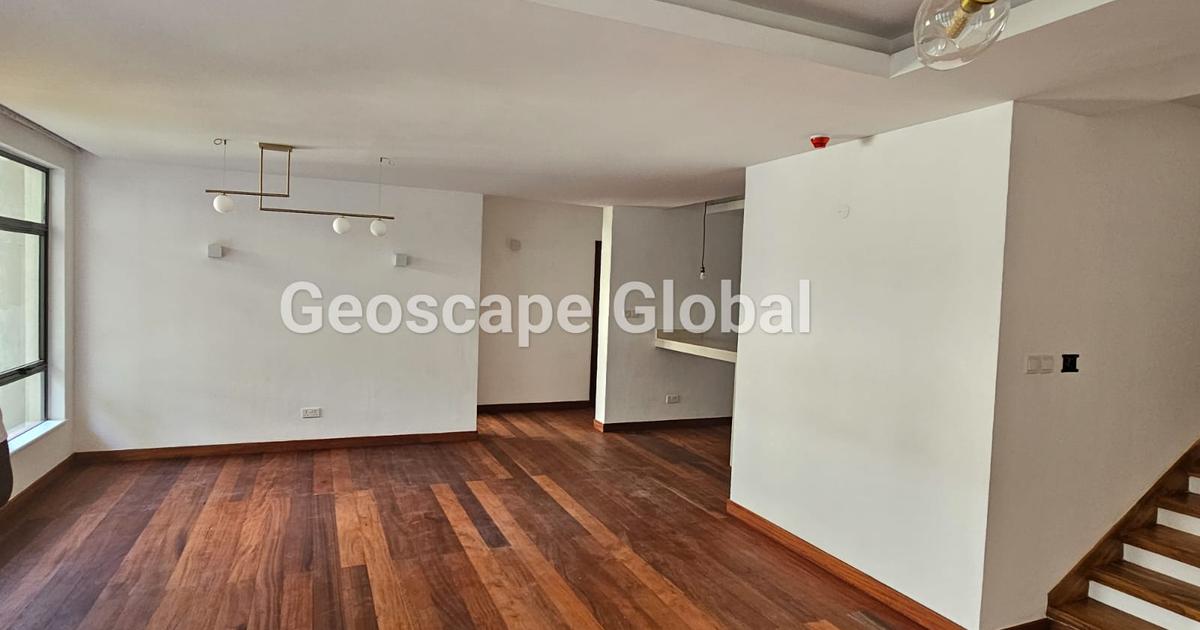 4 Bed Apartment with En Suite in Rosslyn