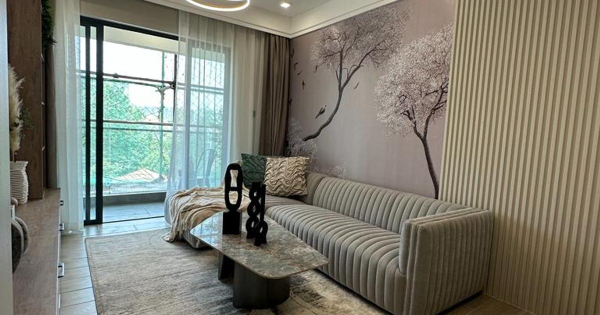 2 Bed Apartment with En Suite in Lavington