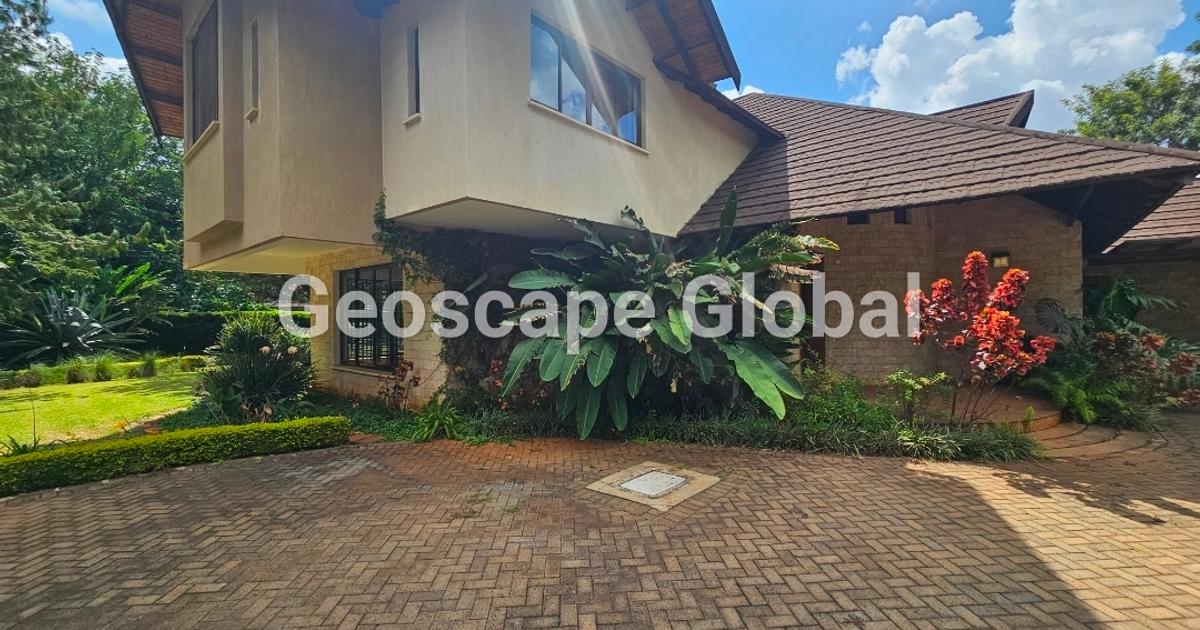 4 Bed House with En Suite in Runda