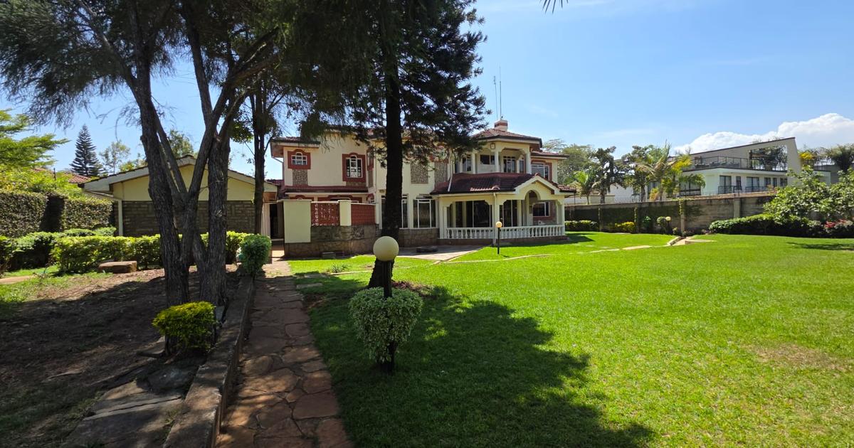 5 Bed House with En Suite in Runda