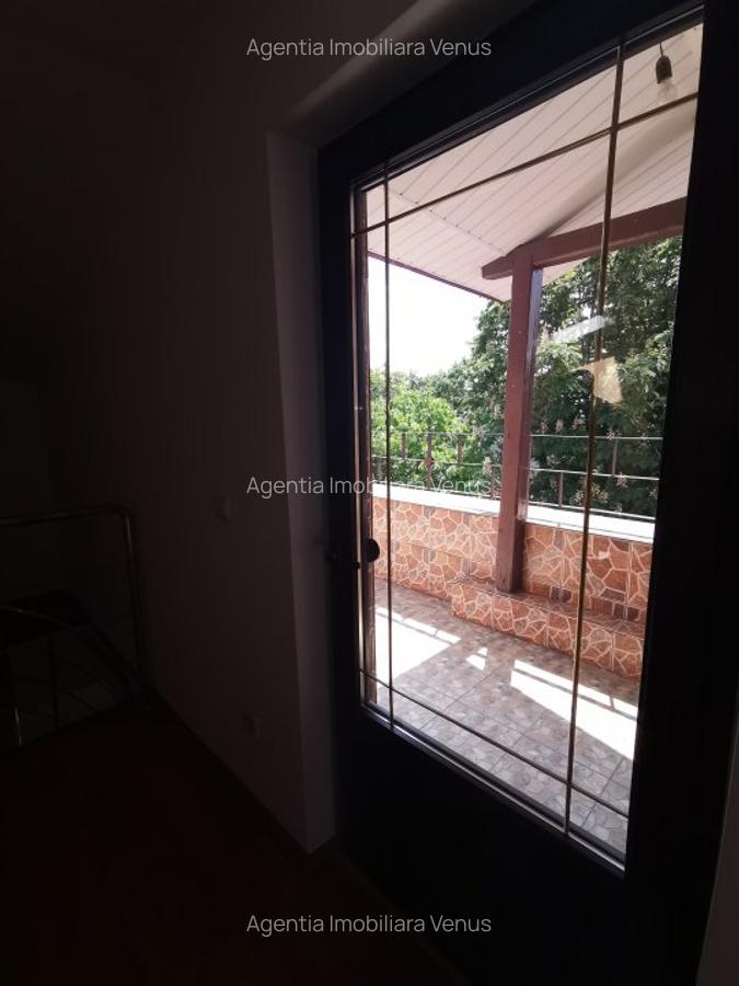 Apartament 4 camere cu terasa deosebita - 13