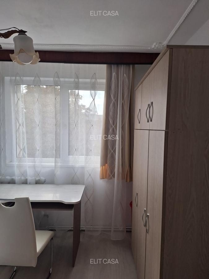 Apartament cu 3 camere zona Centru Civic Casa Patrata Pet Friendly