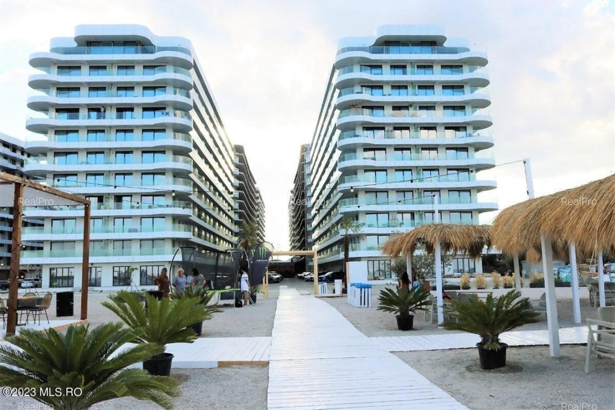 Sea On - Mamaia Nord, 3 camere, etajul 1, terasa cu vedere la mare! - 1