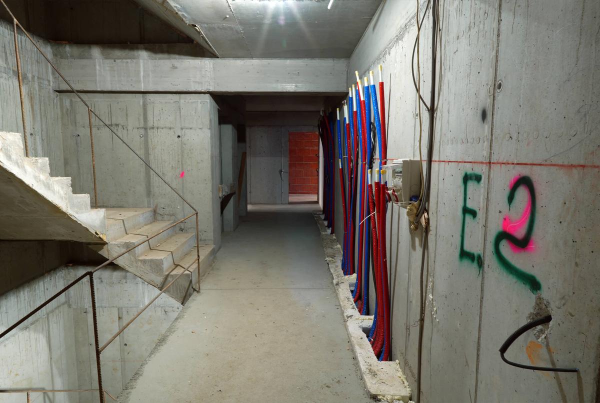 5aa09968-c72d-4860-868a-2c0c48e0a18a - 8