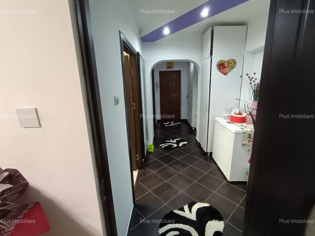 APARTAMENT 4 CAMERE,DECOMANDAT,ETAJUL3 DIN 7, ZONA SELGROS - 1