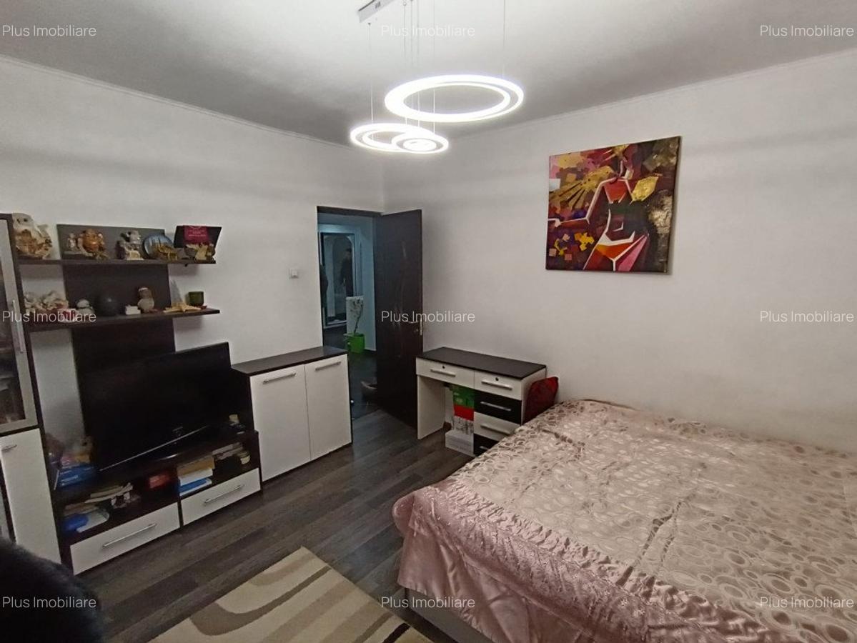 APARTAMENT 4 CAMERE,DECOMANDAT,ETAJUL3 DIN 7, ZONA SELGROS - 8