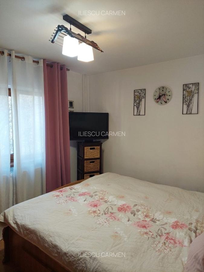 Apartament decomandat, 3camere - - 7 Apartament decomandat, 3camere - - 7