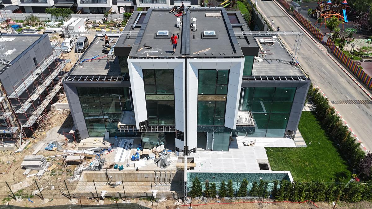 ca8fc47c-8dbb-411b-9b9d-c589a8d9889f - 9