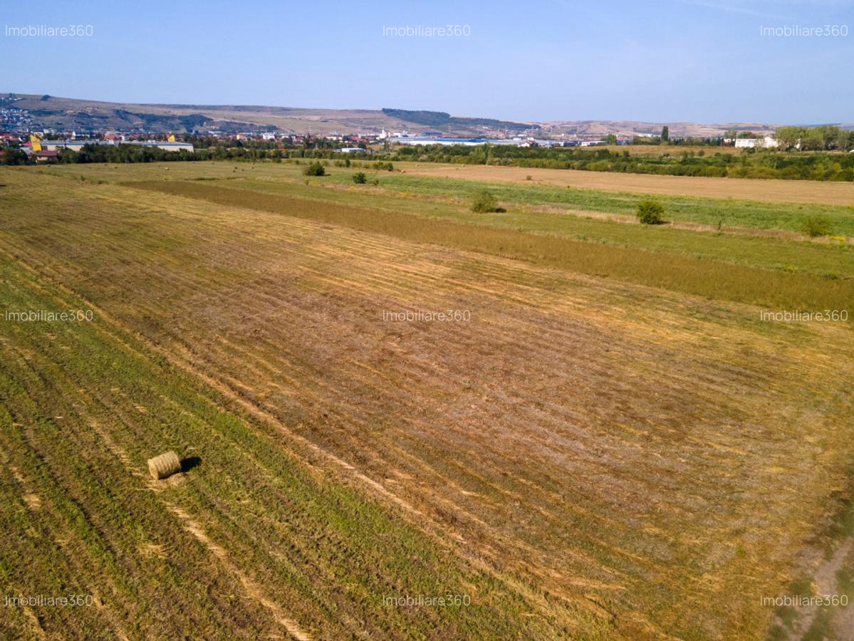 Teren intravilan, 2.800 m2, Cluj-Napoca - 15 Teren intravilan, 2.800 m2, Cluj-Napoca - 15