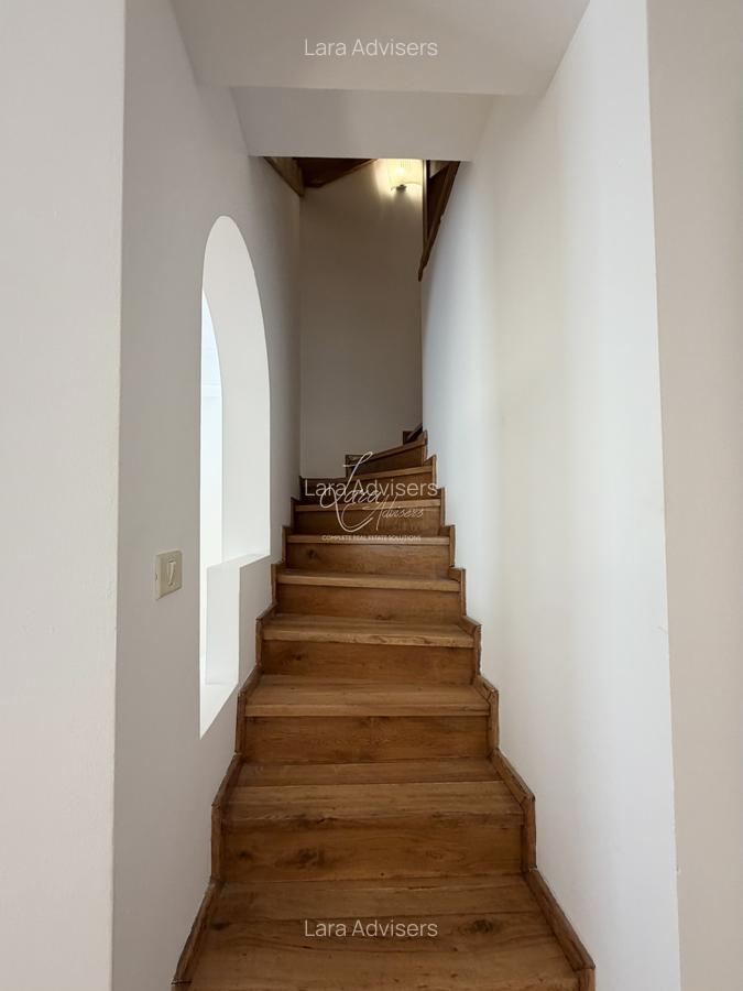 Interior view of Casa 6 bedroom in floreasca