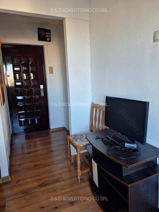 Piata suduluiSecuilor 5 minute metrouGarsoniera mobilatautilata