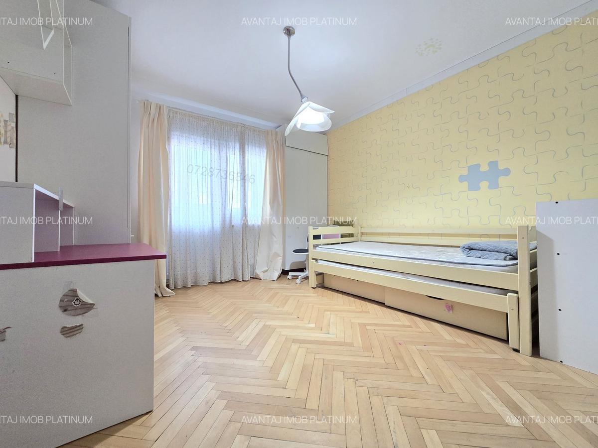 Calea Vitan, bloc stradal, cu centrala proprie si loc de parcare - 7 Calea Vitan, bloc stradal, cu centrala proprie si loc de parcare - 7