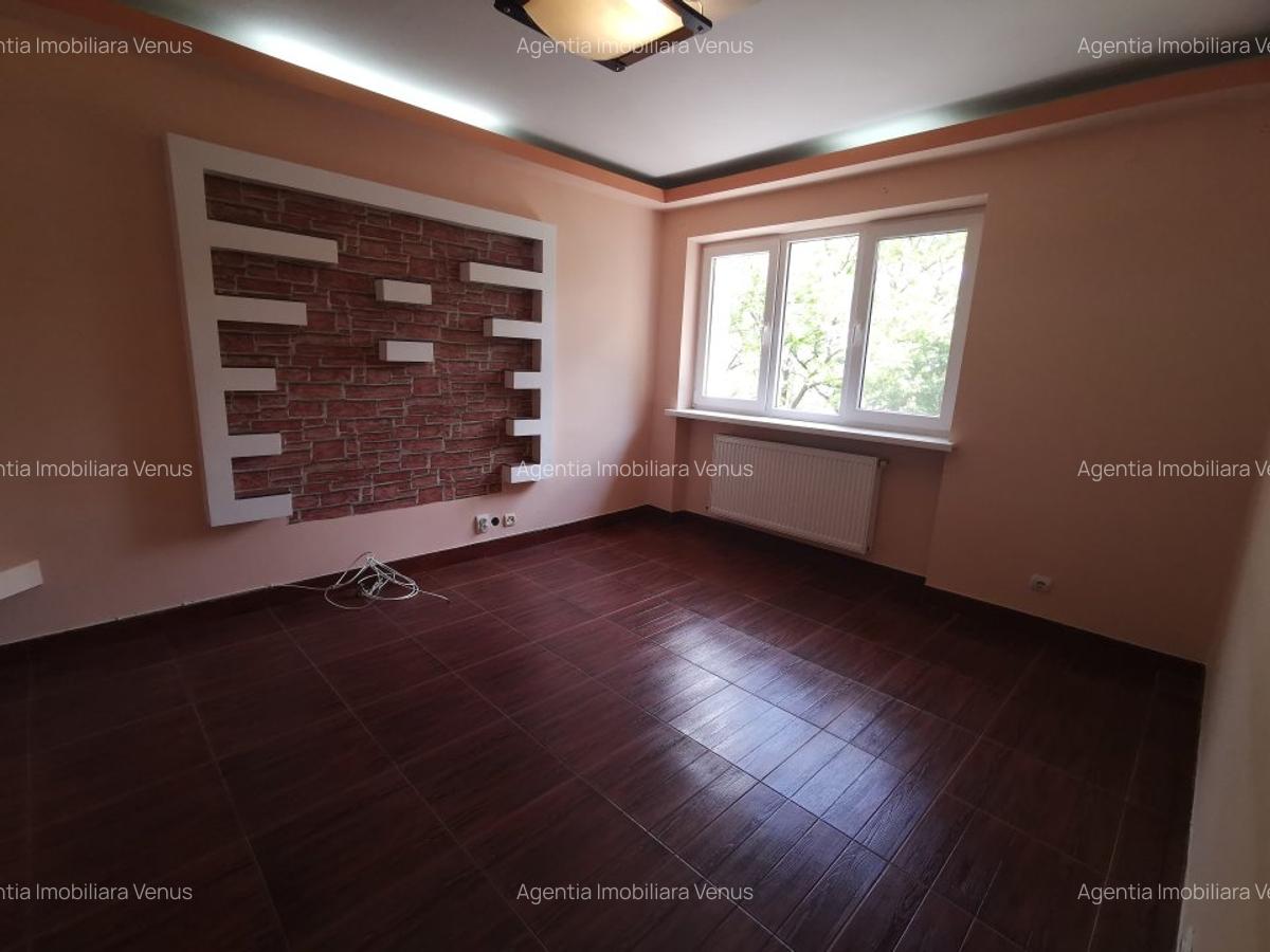 Apartament 4 camere cu terasa deosebita - 7