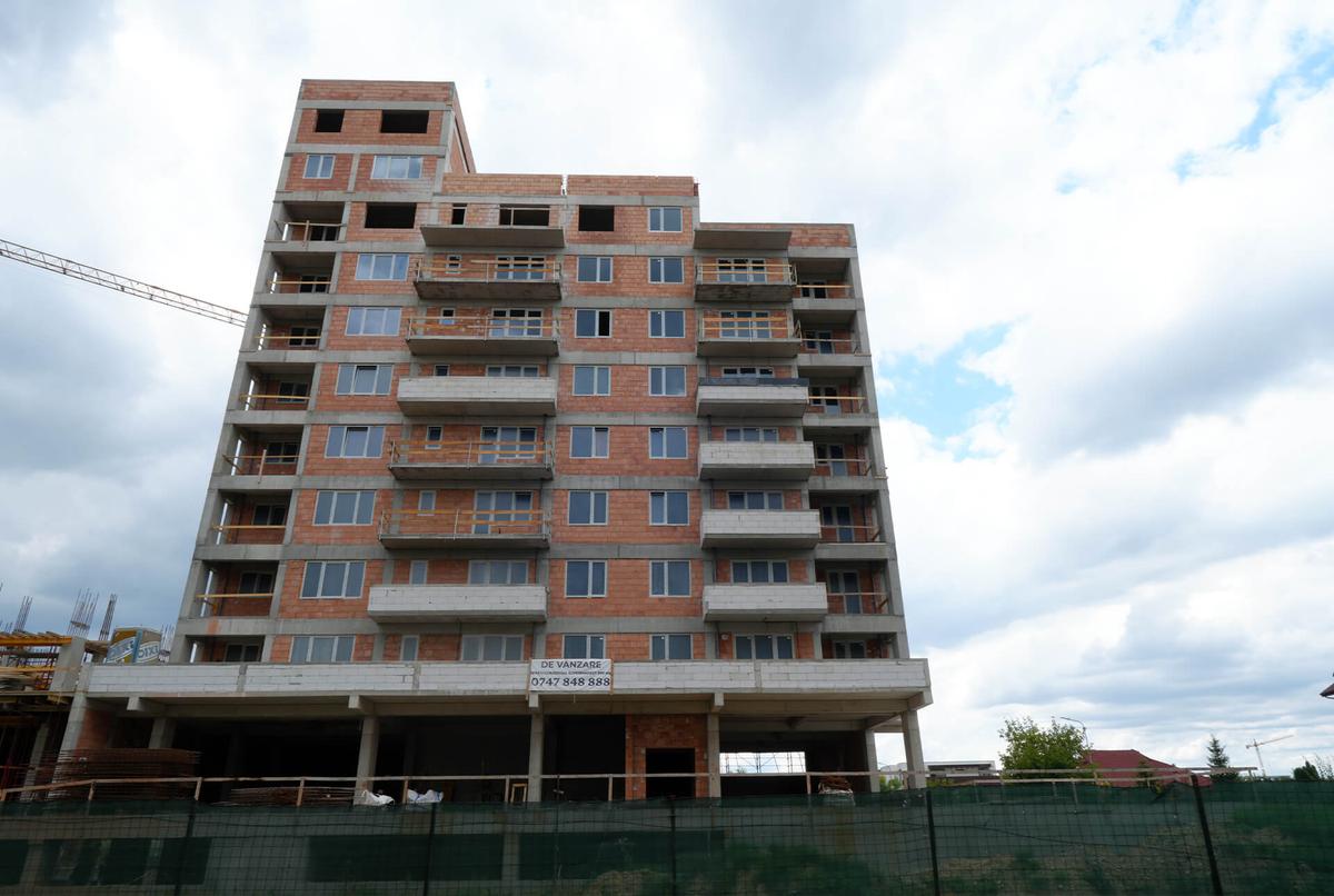 9caf3d61-0103-47c6-bc45-8c15a4433c42 - 4