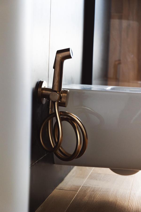 9375f4ce-3bba-401a-9f3d-41b5929c81b0 - 9