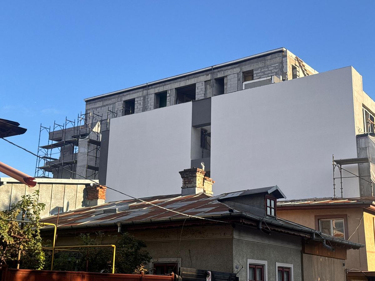 3e180b72-84e8-427e-86e5-acecef6948bf - 2