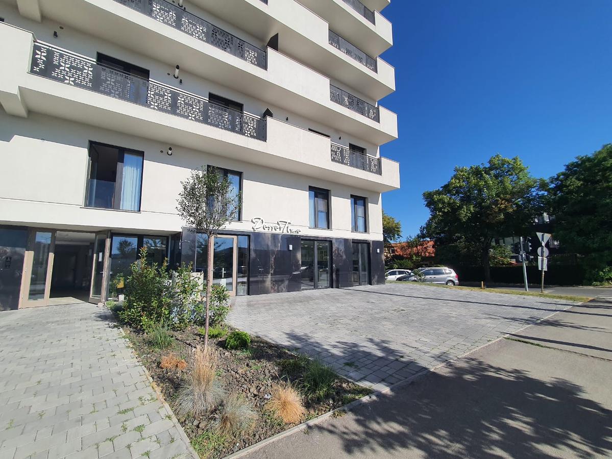 a83a70fa-d2fc-4992-96d7-7b0fbfcc59f7 - 4