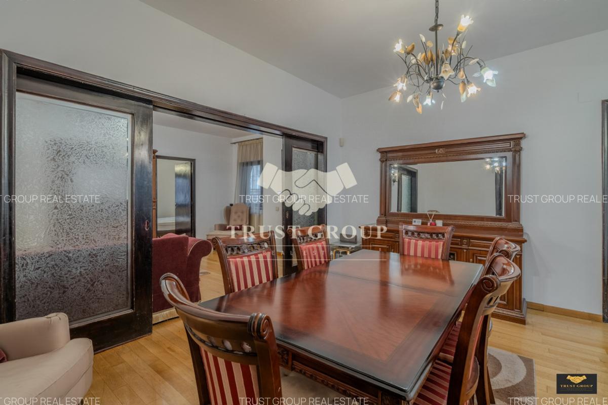 Room view of Casa 8 bedroom in cotroceni