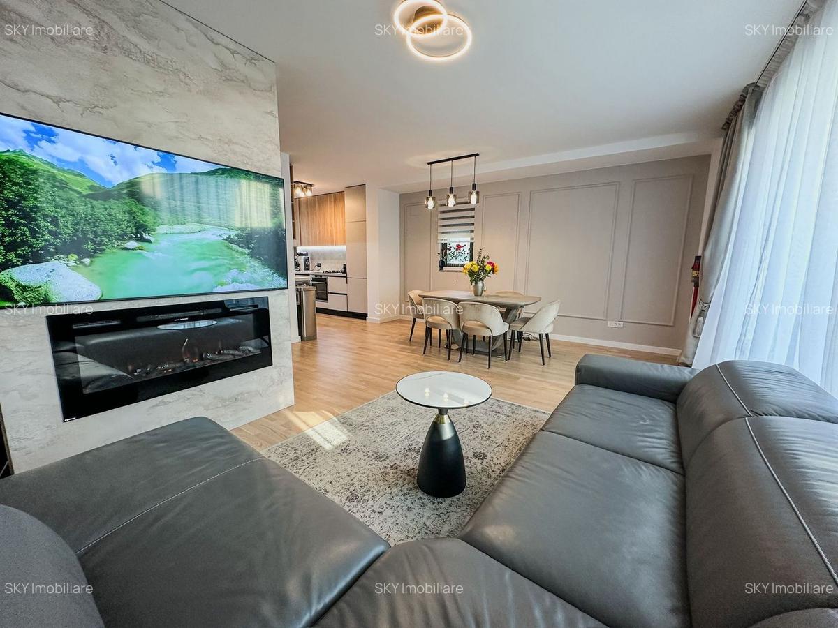 Main view of Casa 5 bedroom in pipera
