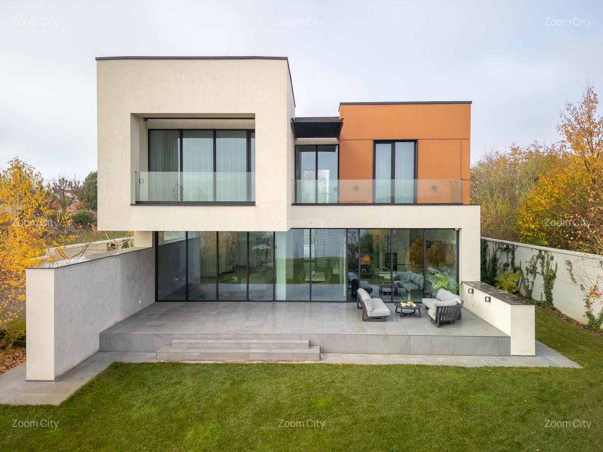 Interior view of Casa 7 bedroom in baneasa