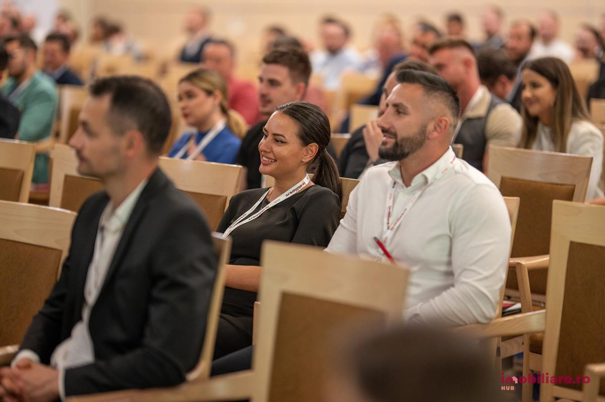 987f98ea-d4b5-4ec8-83a5-9f5b44b4bd0c