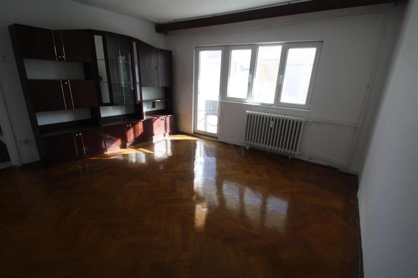 GIROCULUI | 3 CAM | DECOMANDAT | ANVELOPAT | zona excelenta