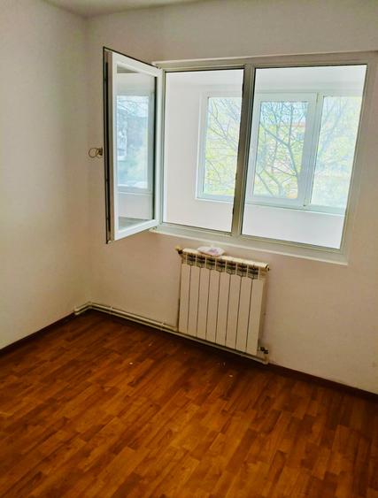 Vanzare apartament 4 camere in Micro 39 cu 2 balcoane