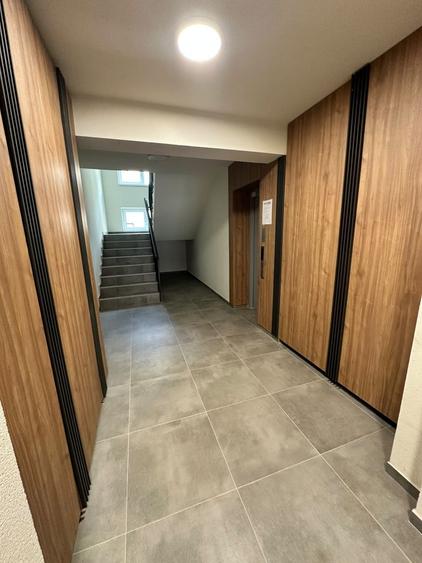 Apartament 3 camere etaj 2/3