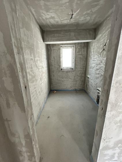Apartament de 4 camere , 89 mp utili, terasa 103mp, zona VIVO