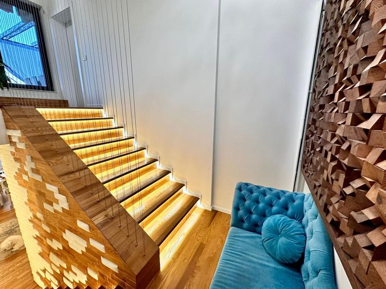 Apartament tip Penthouse,200 mp utili,Terasa,Ultramodern,Zona Buna Ziua