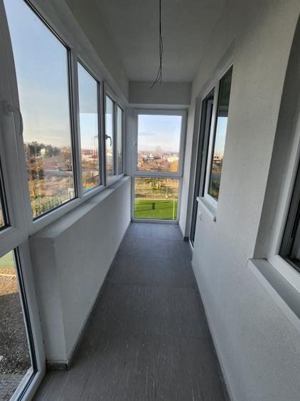 Decomandat 3 camere bloc nou et 3 Comision 0%