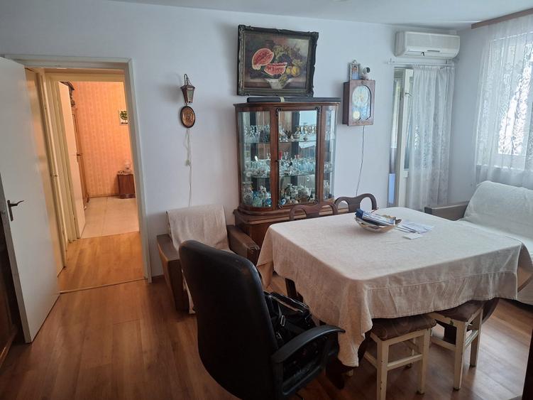 Militari-Complex Apusului, 2/10, 54 mp., bloc reabilitat, loc parcare