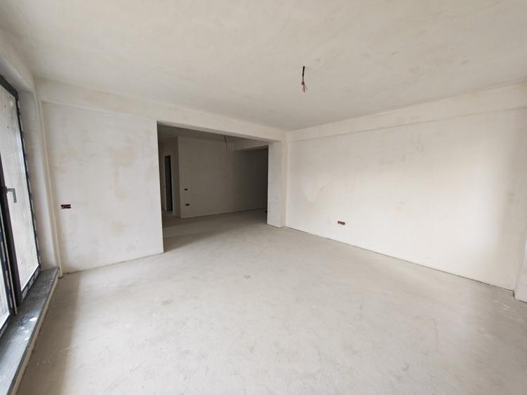 Apartament 3 camere 2 bai la cheie loc de parcare Tomis Plus