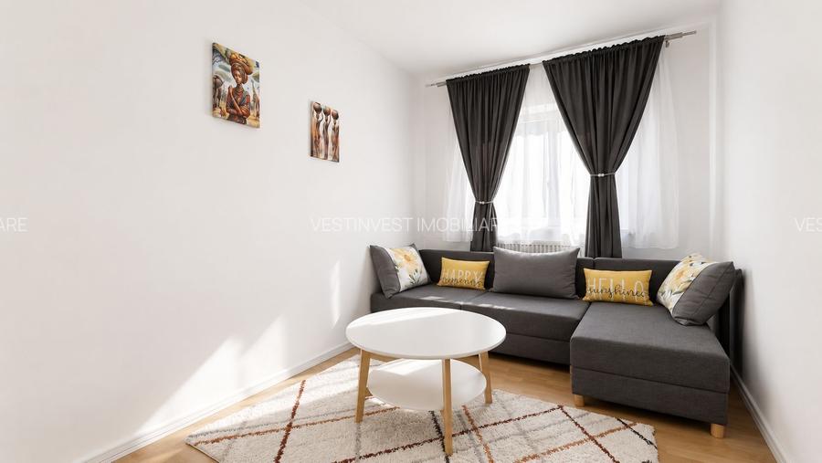Apartament cu 3 camere de închiriat, Decebal, etaj 2 - 2