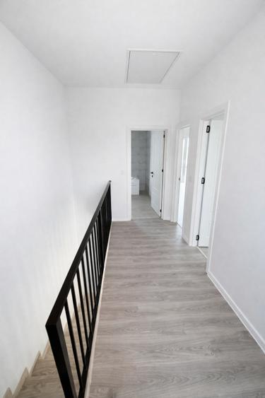 Oferta Promotioanal, 4 Camere, Asfalt