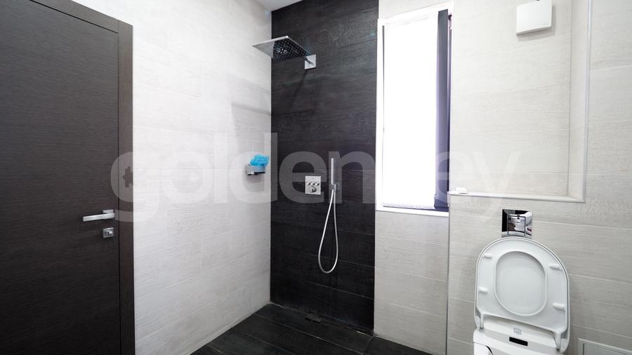 Vila individuala cu 7 camere | finisaje premium | 323mp teren