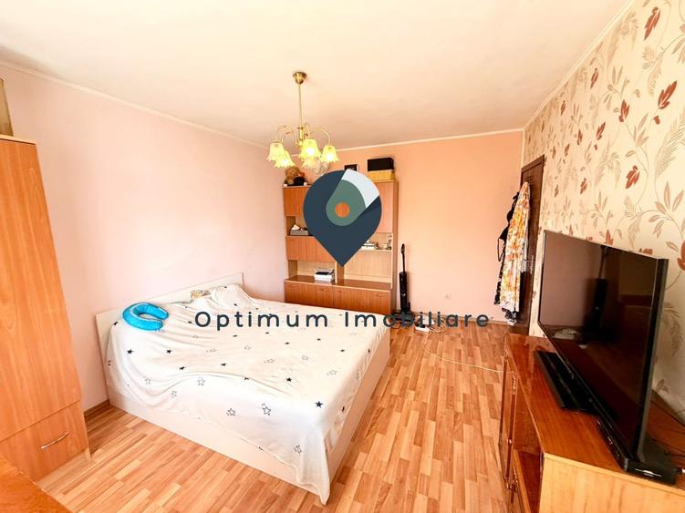 Apartament cu 3 camere, 2 bai in Manastur, zona Ion Mester !