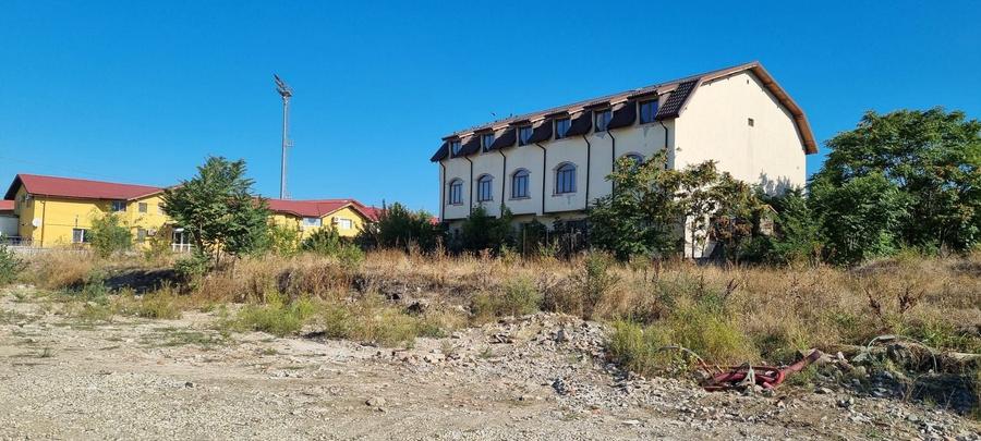 Imobil versatil lângă Primăria Clinceni – teren 1.000–4.000 mp,